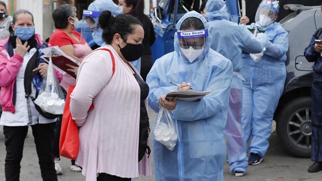 Toques de queda, pico y cédula y otras restricciones son las que rigen en varias ciudades del país ante el alarmante aumento de contagios.