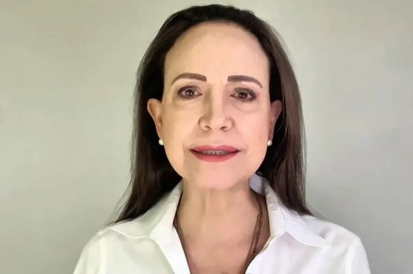 Captura tomada de un video publicado por la líder antichavista, María Corina Machado, en su cuenta de X @MariaCorinaYA, durante un discurso  de ayer lunes. (Foto EFE/ @mariacorinaya)