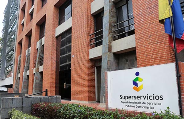 Edificio de la Superintendencia de Servicios Públicos en Colombia. 