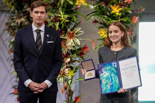 La hija de María Corina Machado recibe el Nobel de la Paz. EFE/EPA/OLE BERG-RUSTEN / POOL NORWAY OUT