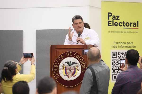 Gregorio Elajch, Procurador General de la Nación, realizando una alocución pública sobre las elecciones de mañana.  Foto  Procuraduría 