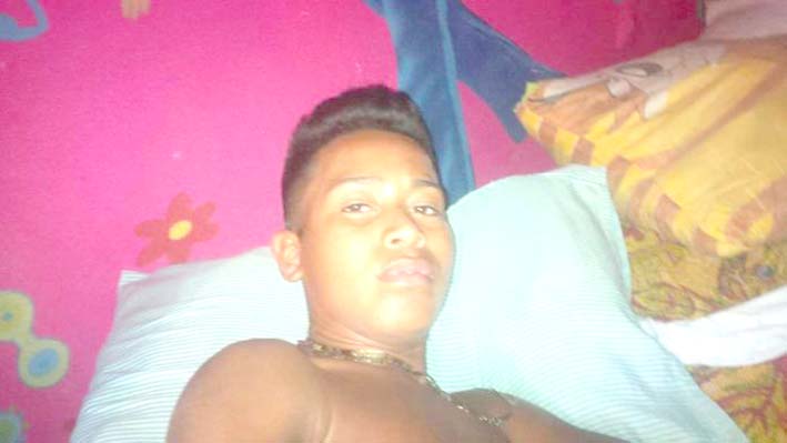 Como Josue Mendoza de 16 años de edad, fue identificado el cadáver calcinado en zona rural del municipio de Maicao.