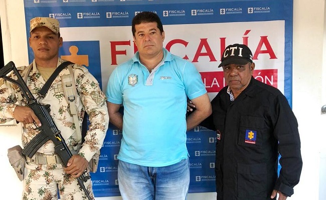 Una comisión del CTI en asocio con miembros del Ejército Nacional dieron captura al profesor Ricardo Andrés García Cuello.