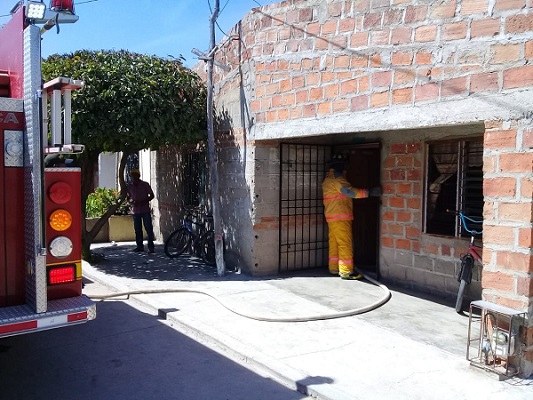 En esta vivienda fue que explotó el fuego pirotécnico.