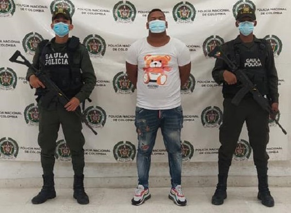 El identificado como Ángel Acosta, fue capturado, por porte ilegal de armas, de esta manera se espera que haya alguna sentencia por la fiscalía.