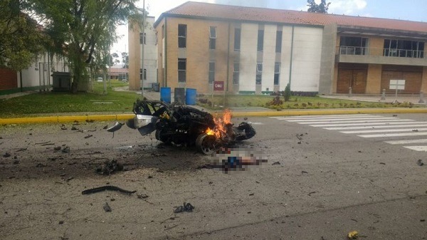 La explosión del carro bomba ocasionó daños en un amplio sector de la locativa de la Escuela de Cadetes General Santander.