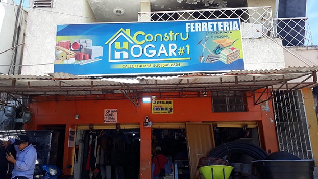 Local comercial que fue saqueado el pasado sábado en Fonseca.