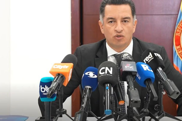 Ministro (e) de Justicia, Andrés Idárraga. FOTO Captura Video X Ministerio de Justicia