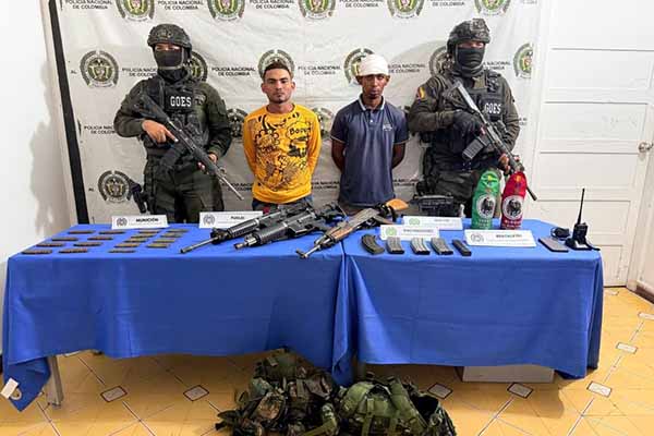 Luis David Gil y Kevin Humberto Noriega fueron capturados en operativo de la Policía del Magdalena. Foto Policía Nacional