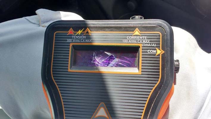 Este equipo resultó averiado, cuando un habitante del barrio Villa Reina  averió un equipo de alto costo para la revisión de los medidores.