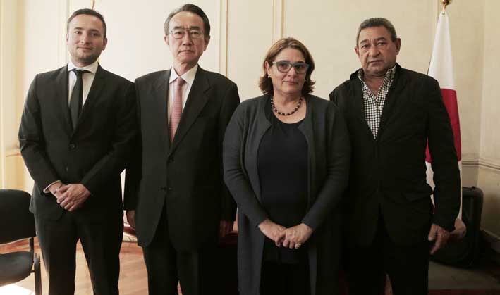 El alcalde de Aranzazú, Jorge William Ruiz Ospina; Ryutaro Hatanaka, embajador de Japón en Colombia; Mariana Garcés Córdoba, ministra de Cultura y Luis Manuel Daza Mendoza, alcalde de San Juan del Cesar.