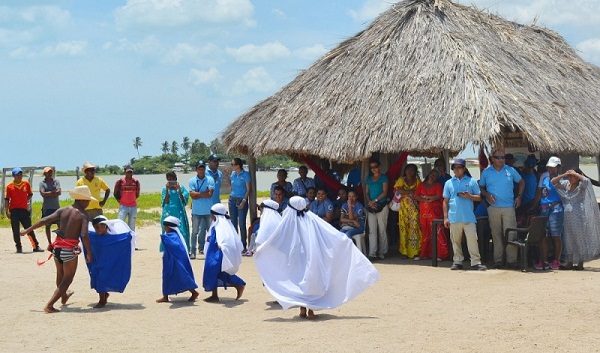El baile de la Yonna, es una tradición indígena que el personal del Santuario de Fauna y Flora (SFF) Los Flamencos ha contribuido a conservar.