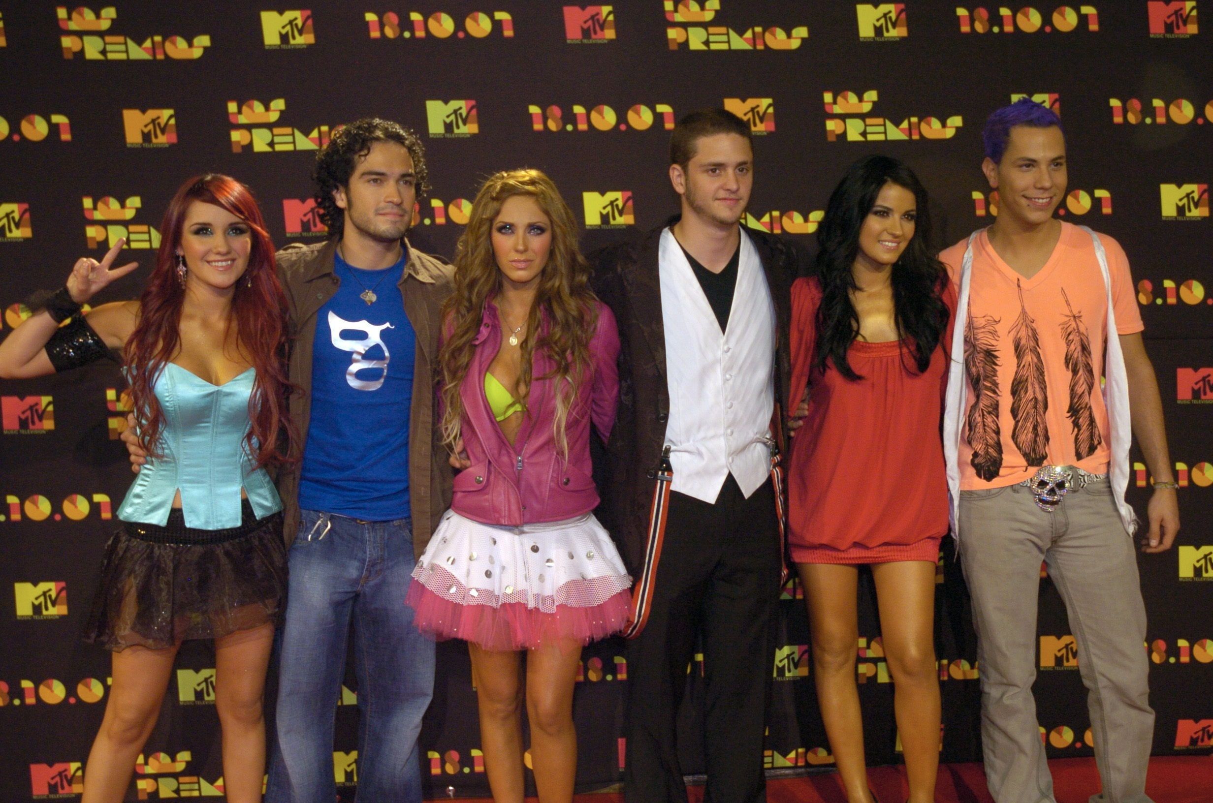 Maite Perroni, Anahí, Christian Chávez y Christopher Von Uckermann, quienes formaron parte de la banda musical mexicana RBD, anunciaron que unirán sus voces en un concierto en vivo este diciembre, 12 años después de su última presentación. Maite Perroni, Anahí, Christian Chávez y Christopher Von Uckermann, quienes formaron parte de la banda musical mexicana RBD, anunciaron que unirán sus voces en un concierto en vivo este diciembre, 12 años después de su última presentación.