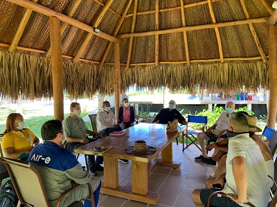 Reunión entre el Gerente de Air-e, el alcalde del municipio y el gremio de hoteleros y líderes de Palomino