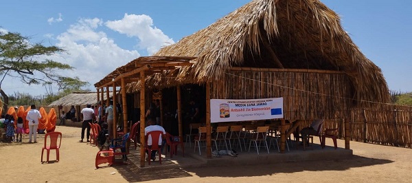 Una escuela dotada para que los estudiantes reciban los conocimientos, también recibieron utensilios de cocina, siendo este un aporta a la comunidad Wayuu de Fucai en Alianza con la fundación Challenger.