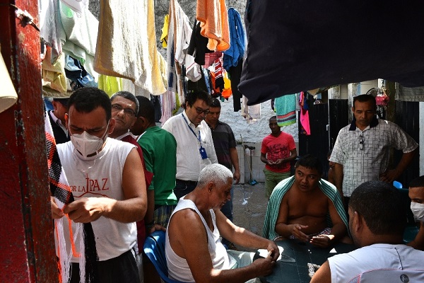 Las estaciones de Policía de Riohacha y Maicao acogidas como cárcel, están entre las 10 más hacinadas en Colombia.