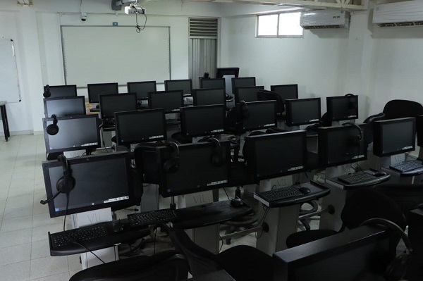Una sala de informática y otras adecuaciones realizó el distrito en el Centro Etnoeducativo  #9 Mañature.