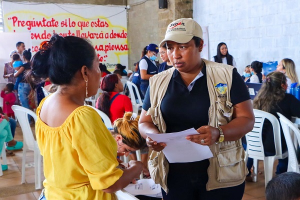   Muchos ciudadanos salieron satisfechos de la jornada de salud que se realizó en la comuna 10.