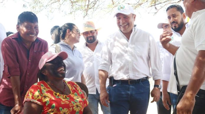 En su recorrido por el municipio de Uribia, el gobernador encargado de La Guajira, José Jaime Vega Vence, también visitó el Cabo de la Vela.