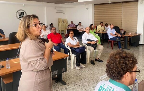 Funcionarios de la universidad del Magdalena expusieron ante la asamblea de La Guajira las bondades y la necesidad que tiene el departamento para su aprobación.
