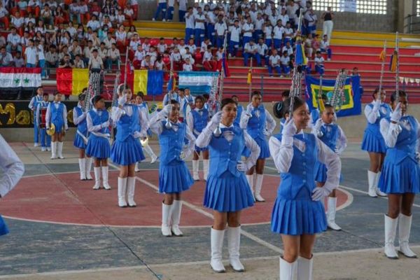 Estudiantes de la sede Majayutpana participaron en una jornada lúdico-pedagógica sobre convivencia, buen trato y prevención de violencias. 
