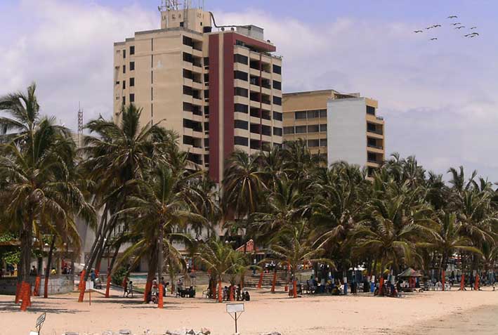 La Guajira es destino turístico de Colombia, uno de los pocos departamentos del país que muestra a propios y extraños la diversidad de sus bellezas naturales y su cultura, allí en ese espacio aparece Riohacha su capital, una ciudad llena de historia y de gente amable.