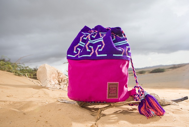 Las mochilas se hacen con los tejidos más fino y en una sola hebra de alta calidad.