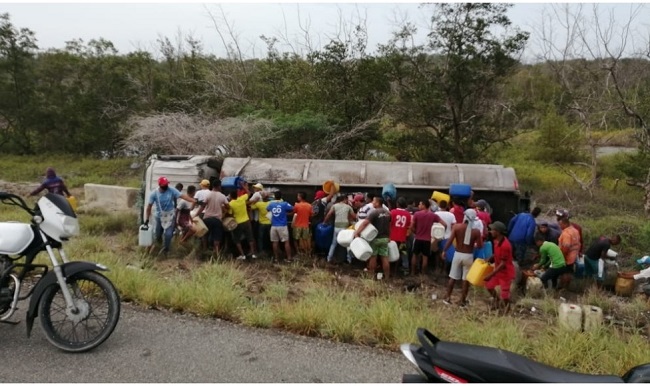 La tragedia se registró la mañana del pasado 6 de julio en el kilómetro 45 de la carretera Troncal del Caribe, tramo entre Ciénaga y Barranquilla, corregimiento de Tasajera, jurisdicción de Puebloviejo, Magdalena.