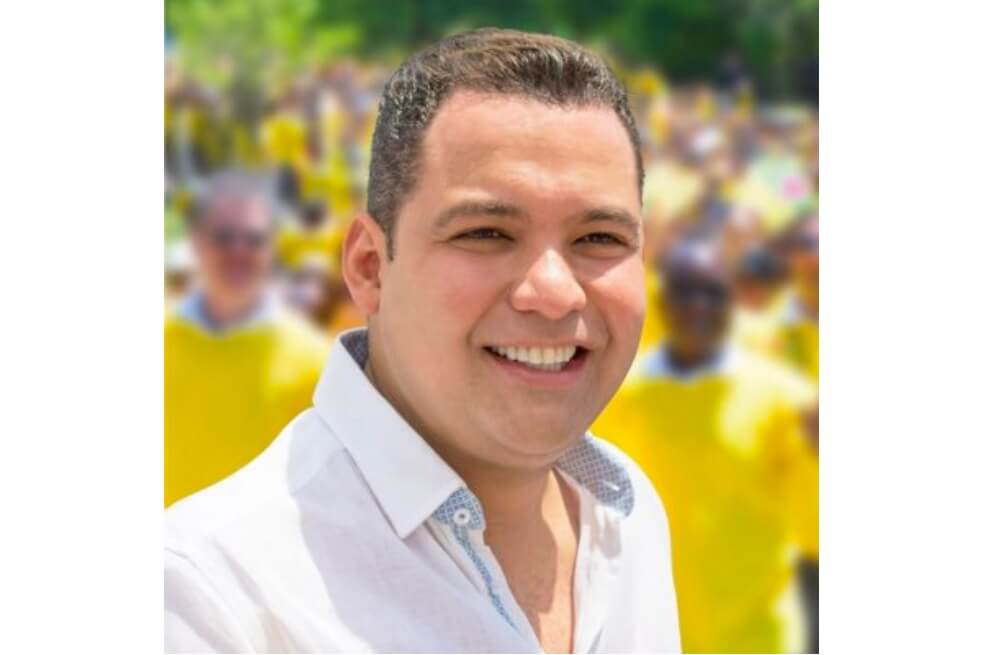 Gobernador de la Guajira, Nemesio Roys Garzón.