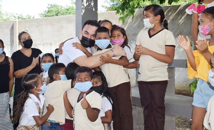 Siendo ésta una estrategia para que los niños se diviertan y pasen un rato agradable. Esta actividad se llevó a cabo en diferentes instituciones educativas de la ciudad de Barrancas.