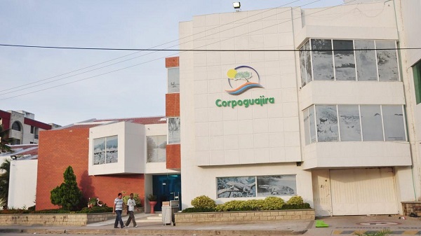 CorpoGuajira se acoge a la Ley 2155 de 2021 expedida por el Gobierno Nacional y al acuerdo 012 aprobado por el Consejo Directivo de la entidad.