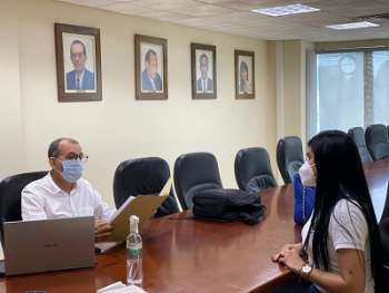 Director de Corpoguajira Samuel Lanao Robles en reunión con Carolina Issa, enlace comunal de la secretaría de Gobierno Director de Corpoguajira Samuel Lanao Robles en reunión con Carolina Issa, enlace comunal de la secretaría de Gobierno
